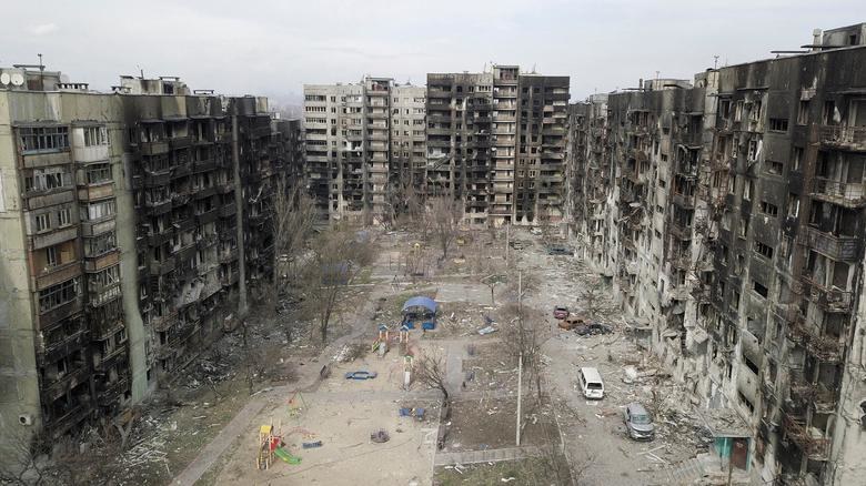 Mariupol bbecnie znajduje się pod rosyjską okupacją, którzy nie uporali się z ogromną skala zniszczeń, wynikających z walk ukraińsko-rosyjskich /© 2022 Reuters