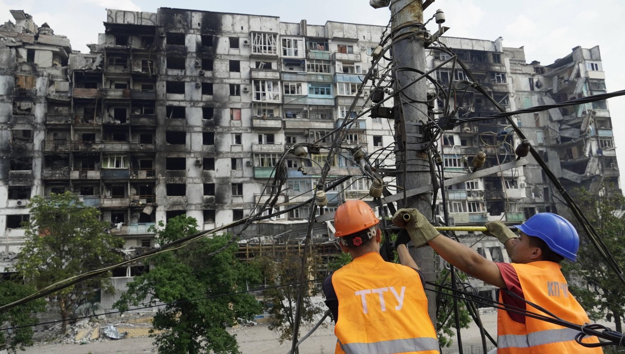 Mariupol: Chorzy leżą na ulicy przed szpitalem. Dramatyczne relacje z miasta