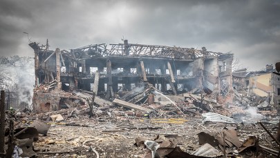 Mariupol: Mieszkańcy jedzą spleśniały chleb. „Współczesny surrealizm”