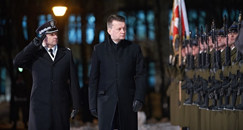 Mariusz Błaszczak i gen. Robert Głąb /Bartosz Krupa /East News