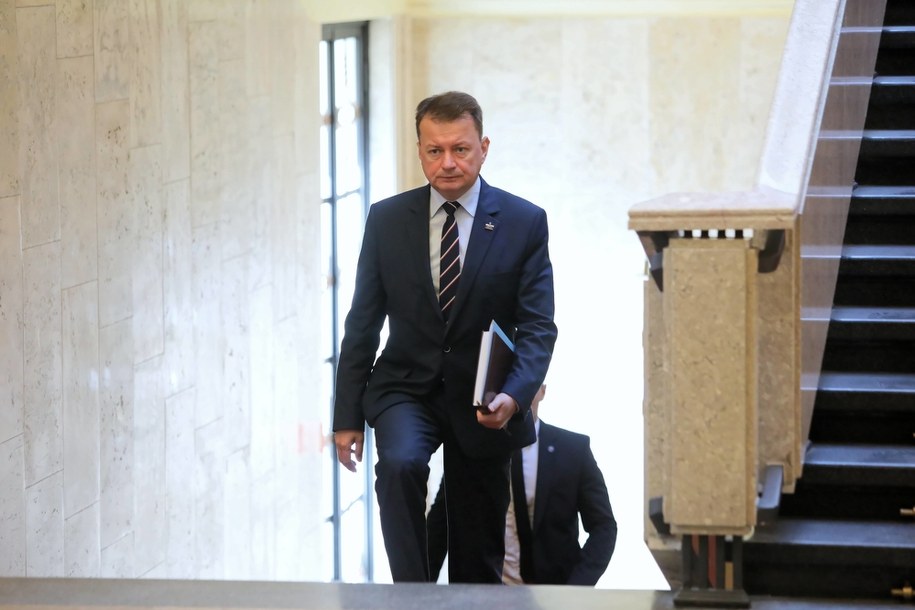 Mariusz Błaszczak / 	Leszek Szymański    /PAP