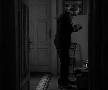 Mariusz Bonaszewski na planie filmu "Ederly" - fot. Claire Xavier