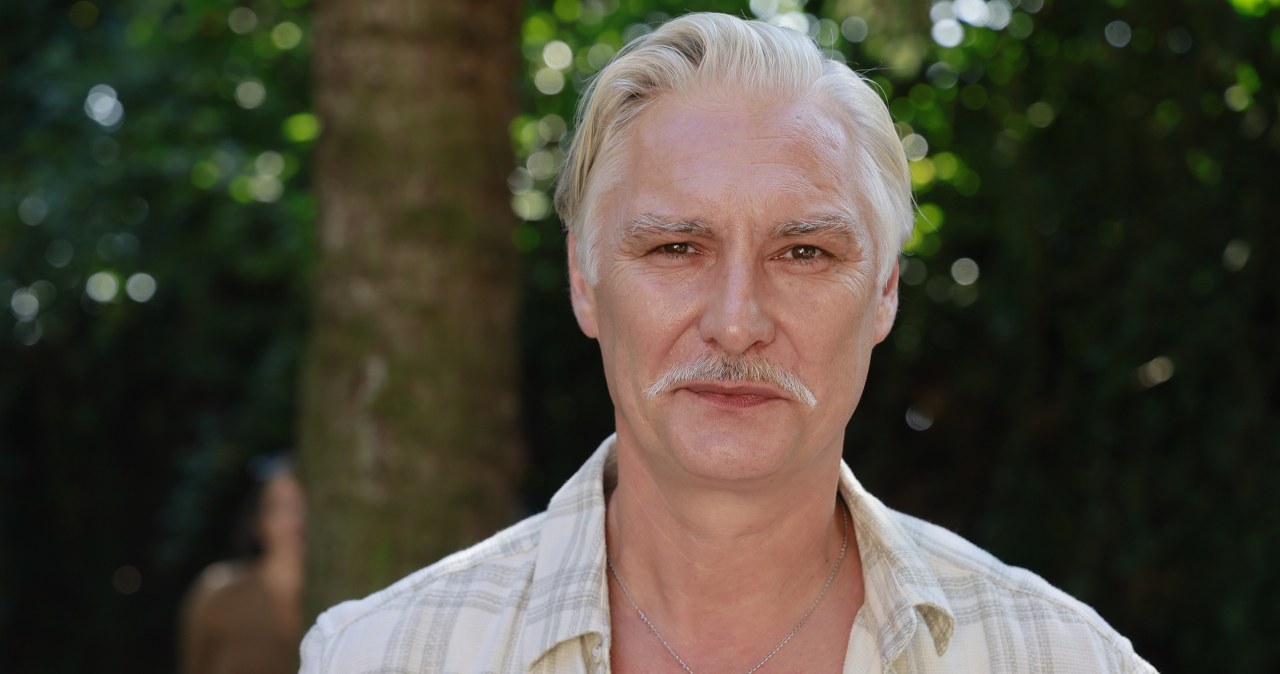 Mariusz Drężek na planie filmu "Dalej jazda 2" /Gałązka /AKPA