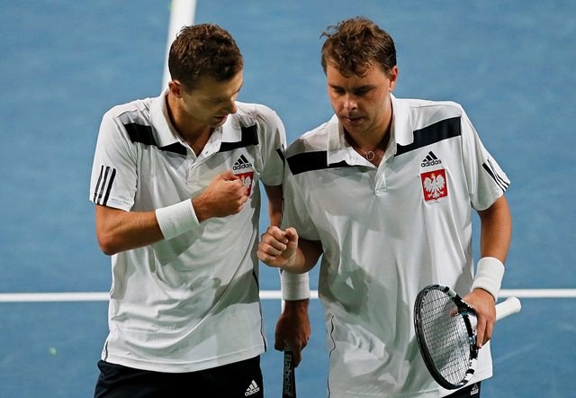Mariusz Fyrstenberg i Marcin Matkowski /YURI KOCHETKOV /PAP/EPA