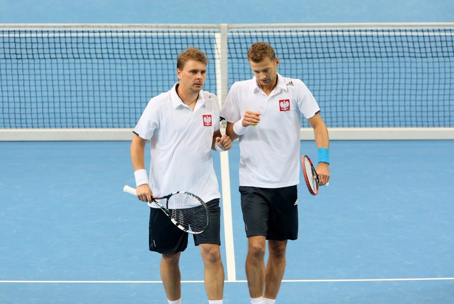 Mariusz Fyrstenberg (P) i Marcin Matkowski (L) na korcie /Leszek Szymański /PAP