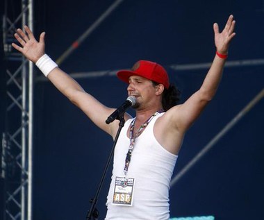 Mariusz Kałamaga na Przystanku Woodstock stracił głos (wideo)