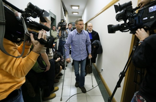 Mariusz Saczek spędził w szpitalach dwa lata /Paweł Supernak /PAP