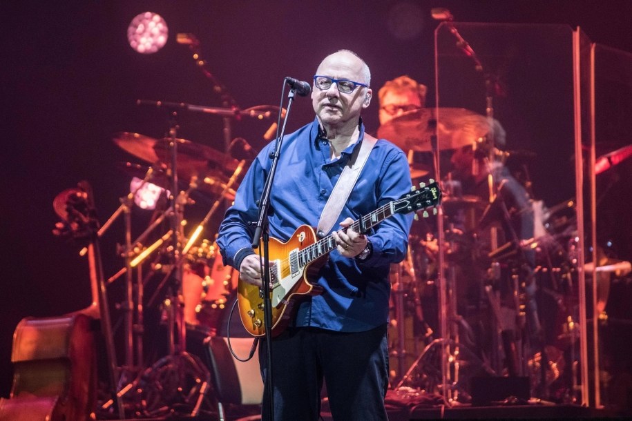 Mark Knopfler podczas koncertu w Leeds / 	Photoshot    /PAP