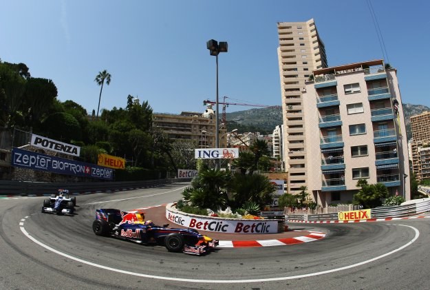 Mark Webber z Red Bulla w czasie zeszłorocznej Grand Prix Monaco/fot. Paul Gilham /Getty Images/Flash Press Media