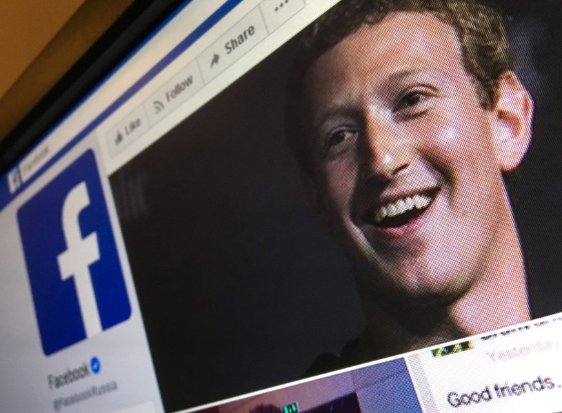 Mark Zuckerberg ma kłopoty. Czy użytkownicy zbuntują się przeciwko Facebookowi? /AFP