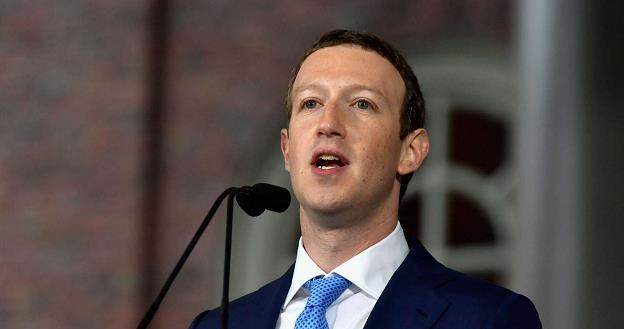 Mark Zuckerberg, prezes Facebooka /AFP