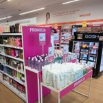 Markowe kosmetyki do makijażu 50% taniej w Hebe. W promocji bierze udział ponad 7000 produktów