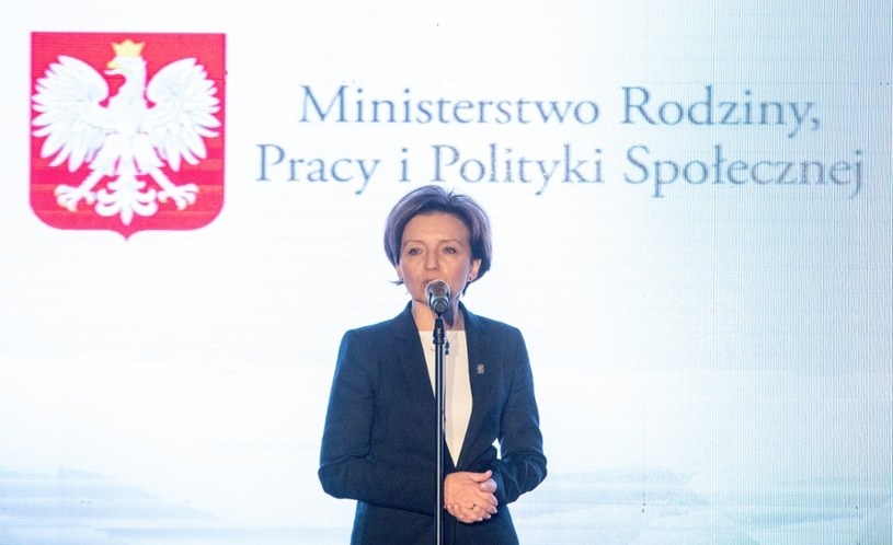 Marlena Maląg, minister rodziny, pracy i polityki społecznej. /Tomasz Jastrzębowski /Reporter