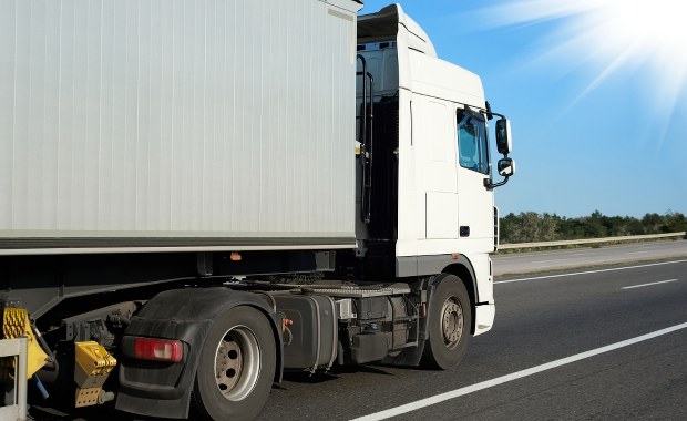 Marokańczycy dojechali do Polski pod naczepą tira