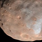 Mars rozerwie na strzępy jeden ze swoich księżyców