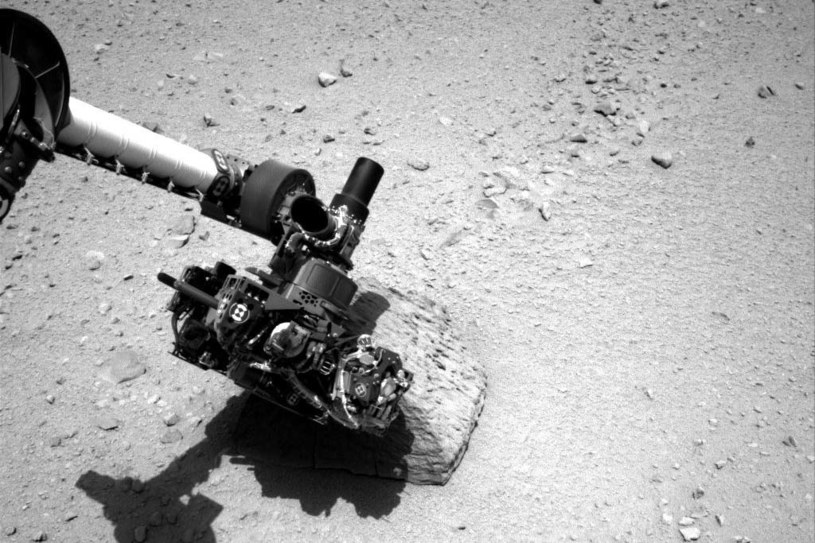 Mars Science Laboratory już wkrótce zacznie wiercić w marsjańskiej skale /NASA