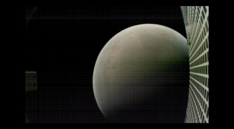 Mars widziany przez kamery MarCO-B  z odległości 6 tys. km /materiały prasowe