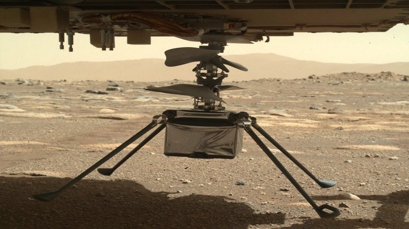 Marsjański helikopter już gotowy do opuszczenia na powierzchnię. Kiedy pierwszy lot? /Geekweek