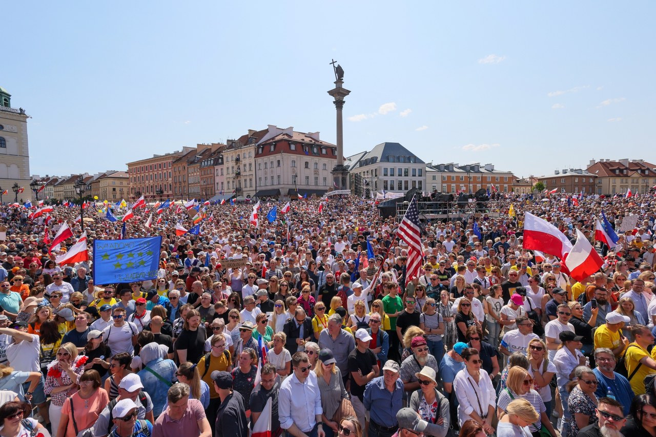 Marsz 4 czerwca w Warszawie zakończył się. Donald Tusk złożył ślubowanie