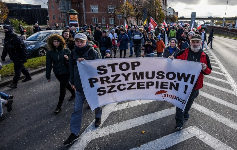 Marsz antyszczepionkowców ulicami Gdańska, zdjęcie ilustracyjne /Przemek Świderski /Reporter