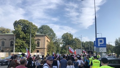 Marsz "Stop ustawie przestępczość+". Na jego czele Tanajno