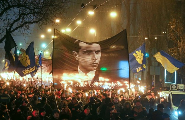 Marsz zwolenników ukraińskich ugrupowań nacjonalistycznych, zorganizowany w Kijowie 1 stycznia tego roku dla uczczenia 108. rocznicy urodzin Stepana Bandery /SERGEY DOLZHENKO /PAP/EPA