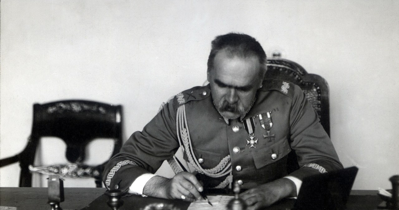 Marszałek Józef Klemens Piłsudski /Siemaszko/archiwum FOTONOVA /East News