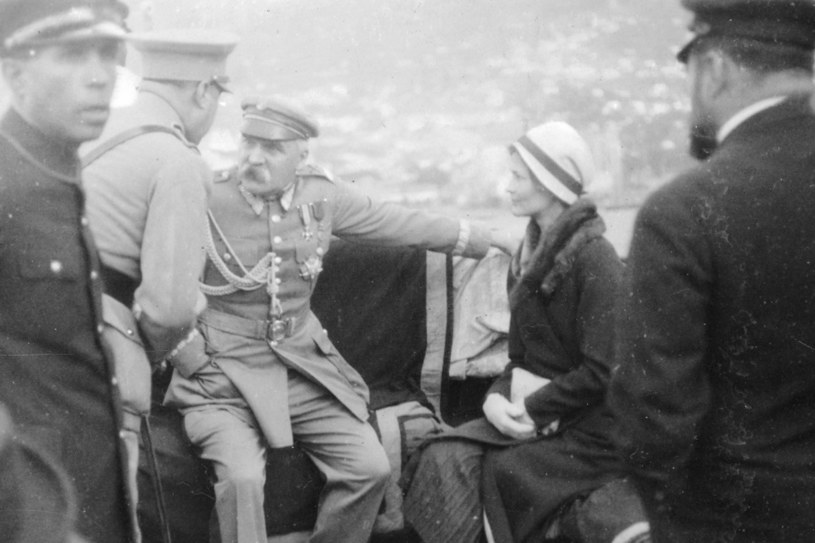 Marszałek Józef Piłsudski z lekarką Eugenią Lewicką podczas zwiedzania Madery /Z archiwum Narodowego Archiwum Cyfrowego