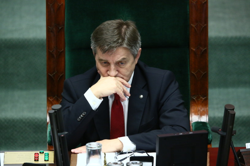 Marszałek Marek Kuchciński podczas posiedzenia Sejmu /Leszek Szymański /PAP