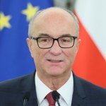 Marszałek Sejmu reaguje na wpis Jad Waszem. "Muszą szanować Polaków"