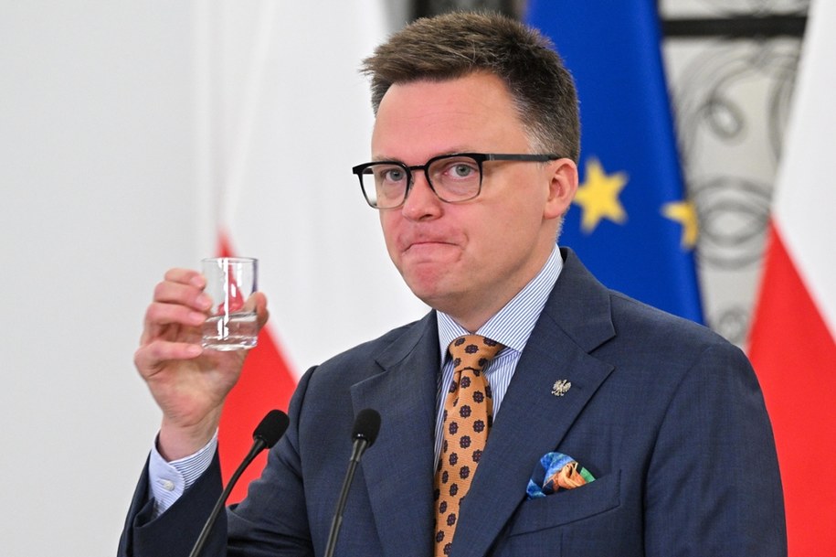 Marszałek Sejmu Szymon Hołownia na konferencji w Sejmie, lipiec 2025 /Radek Pietruszka /PAP