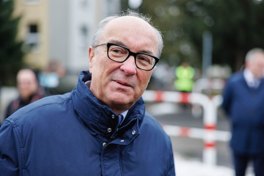 Marszałek Sejmu Włodzimierz Czarzasty podczas wypowiedzi dla mediów dot. trudnej sytuacji w JSW. /PAP/Art Service /PAP