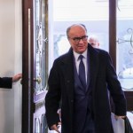 Marszałek Sejmu zdradził, co dalej ws. SAFE prezydenta. "Do momentu" 