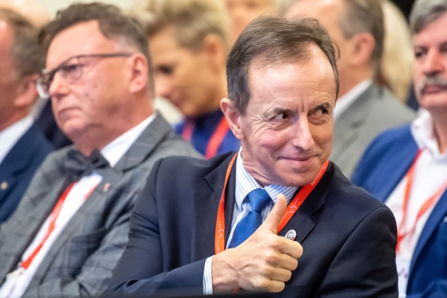 Marszałek Senatu zapowiedział zmiany w ustawie dot. finansowania trzynastych emerytur / 	Tytus Żmijewski    /PAP