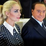 Marta Fascina wygrała wybory w mieście, w którym... nigdy nie była. Kim jest narzeczona Berlusconiego?