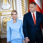 Marta i Karol Nawroccy adoptowali psa. Stowarzyszenie pokazało zdjęcia