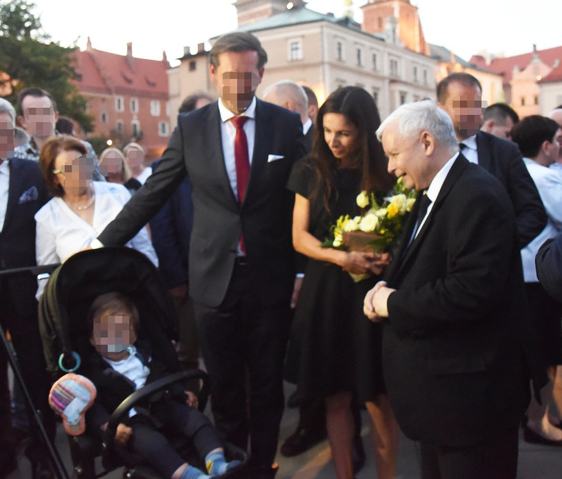 Marta Kaczyńska z mężem i synem oraz Jarosław Kaczyński /M.Lasyk /Reporter