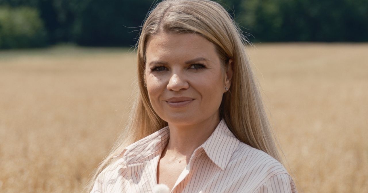 Marta Manowska w "Rolnik szuka żony" /Piotr Matey/TVP /materiały prasowe