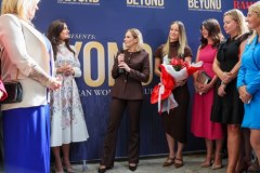 Marta Nawrocka na spotkaniu z Polonią w Pierożku