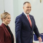 Marta Nawrocka pokazała dwa oblicza. Za każdym razem patrzyli tylko na nią