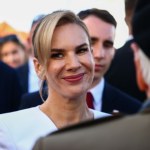 11 listopada Marta Nawrocka w nowoczesnej stylizacji na obchodach Święta Niepodległości. Postawiła na kontrast