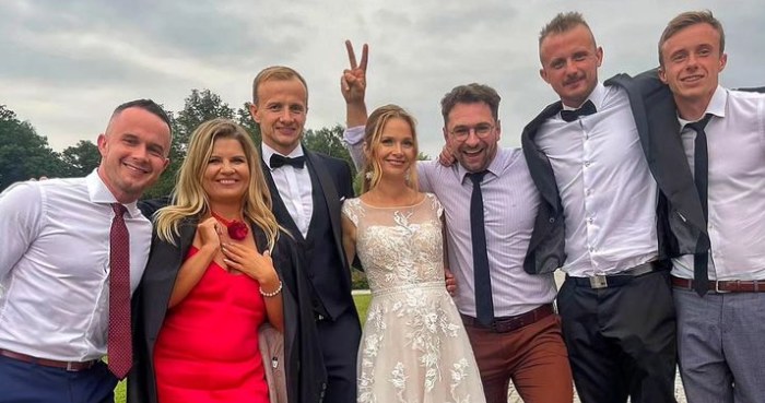 Marta Paszkin, Paweł Bodzianny, Marta Manowska i goście młodej pary na weselu, fot. Instagram /materiały prasowe