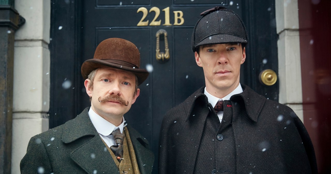 Martin Freeman i Benedict Cumberbatch w "Sherlocku" /BBC/Hartswood/Robert Viglasky /materiały prasowe