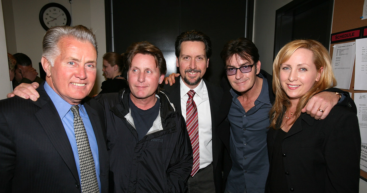 Martin Sheen, Emilio Estevez, Ramon Estevez, Charlie Sheen i Renee Estevez (2010) /Ryan Miller /Getty Images