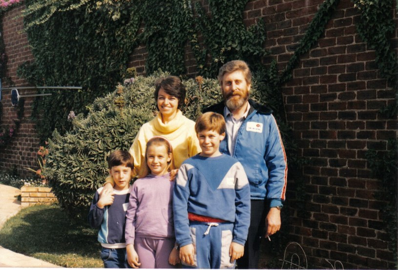 Martin z rodziną przed chorobą w 1987 roku /materiały prasowe