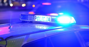 Martwe dziecko w mieszkaniu. Policjanci weszli siłą