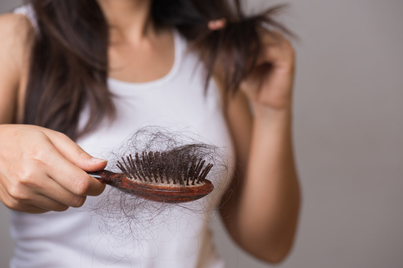 Martwi cię stan twoich włosów? Udaj się do dermatologa lub trychologa /123RF/PICSEL
