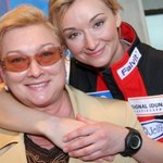 Martyna Wojciechowska pokazała zdjęcie z mamą. Wiadomo, po kim odziedziczyła urodę