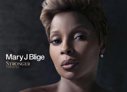 Mary J. Blige na okładce płyty "Stronger With Each Tear" /