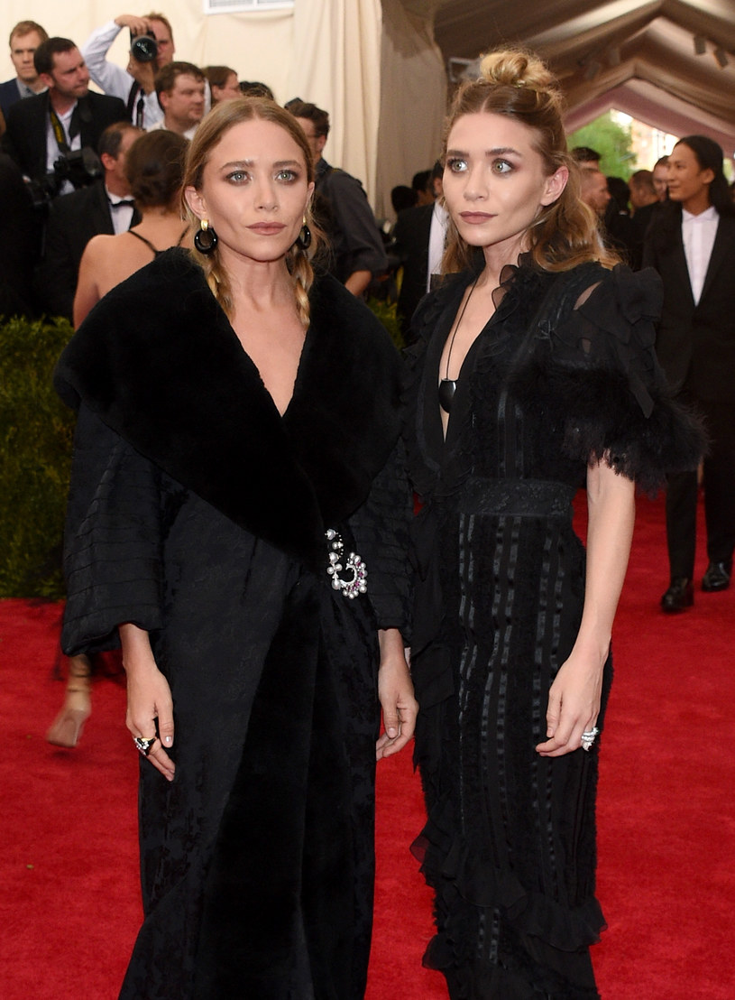 Mary-Kate Olsen i Ashley Olsen /Larry Busacca /Getty Images
